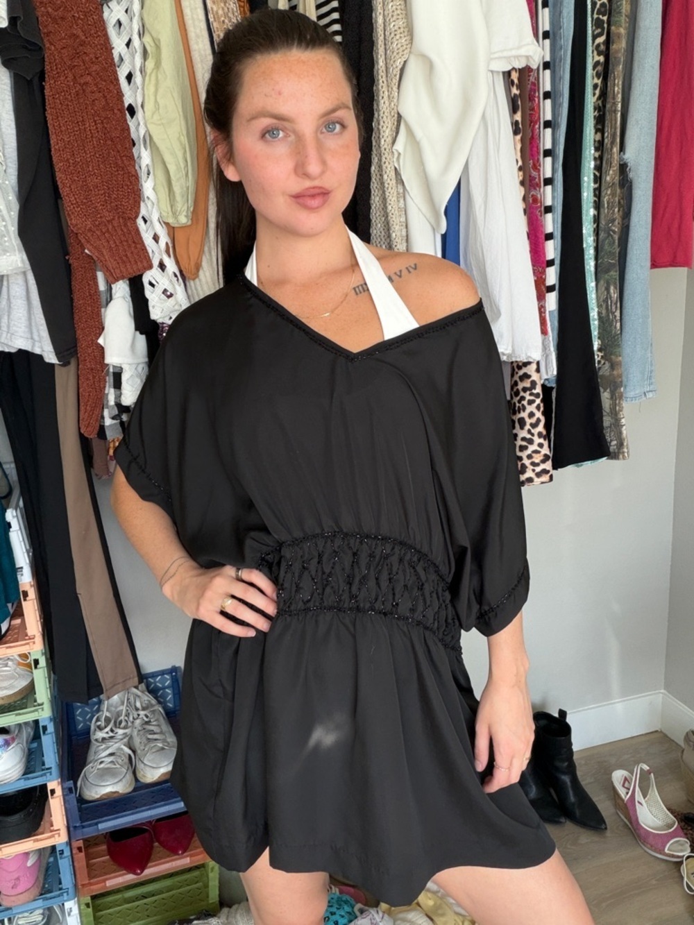 Avenue Studio Black Beaded Waist Blouse Size 26/28 Flowy
